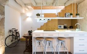 Duplex Wonder In Sé W/ Patio by LovelyStay